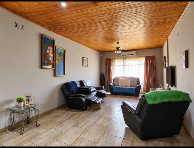 3 BEDROOM HOUSE FOR SALE IN DUNCANVILLE